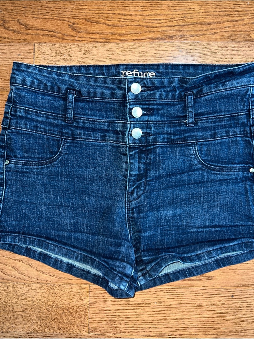 refuge Women Midi Rise Dark Wash Shorts Sz 12 Summer Beach Swimsuit Coastal